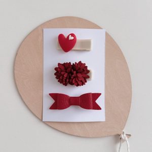 spangica-mini-spangica-za-prve-laske-masnica-masna-modna-rdeca