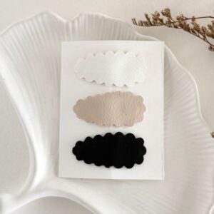 klasicni-oblacek-komplet-treh-spangic-kasicno-zapenjanje-modna-princesa