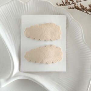 krem-oblacek-komplet-dveh-spangici-kasicno-zapenjanje-modna-princesa