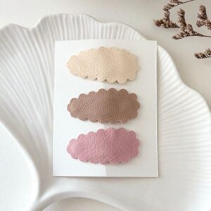 pudrasti-oblacek-komplet-treh-spangic-kasicno-zapenjanje-modna-princesa